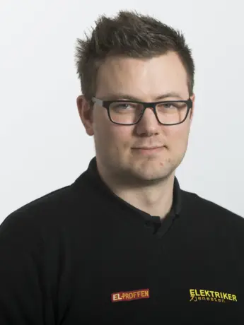 Martin Lahelle Andreassen er ansatt hos Elektrikertjenesten Halden AS